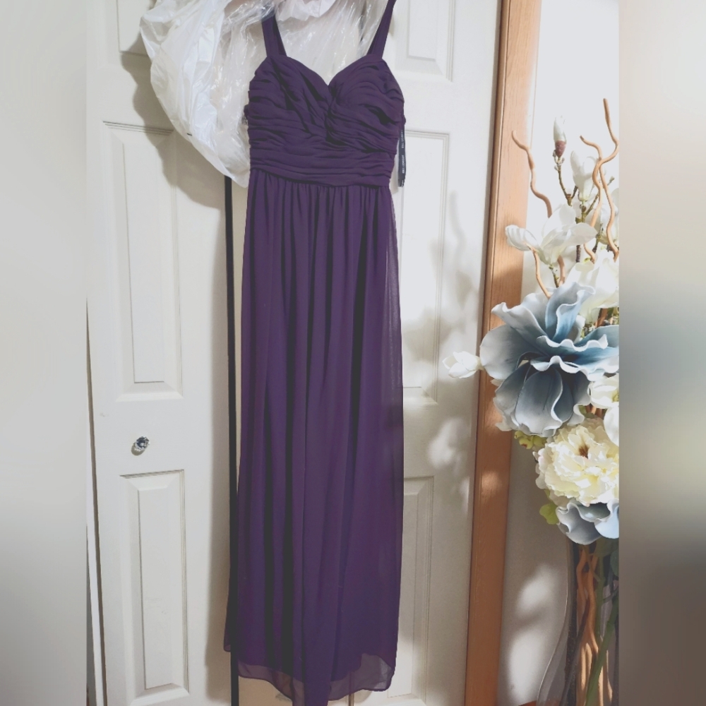 Bridesmade gown